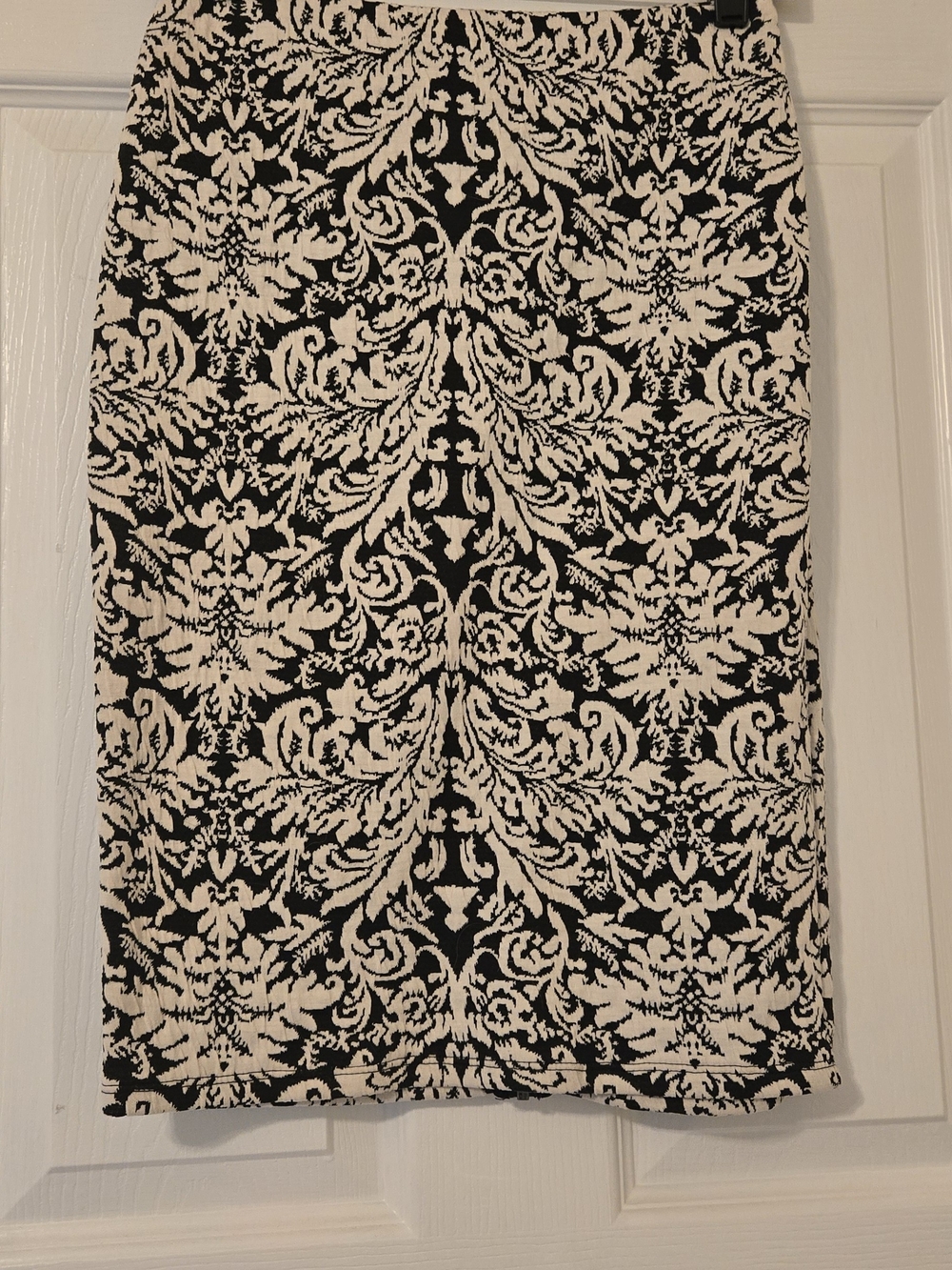 Mossimo Supply Co. Black and Cream Damask Pencil Skirt